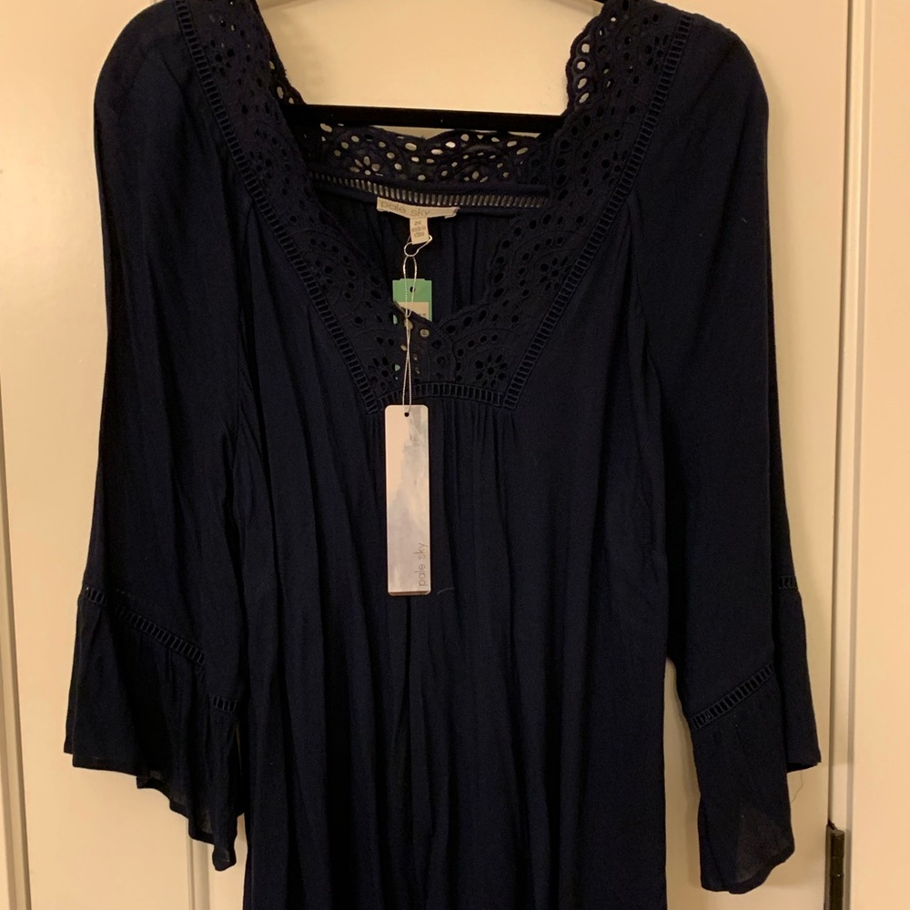 Scallop eyelet Navy blue top